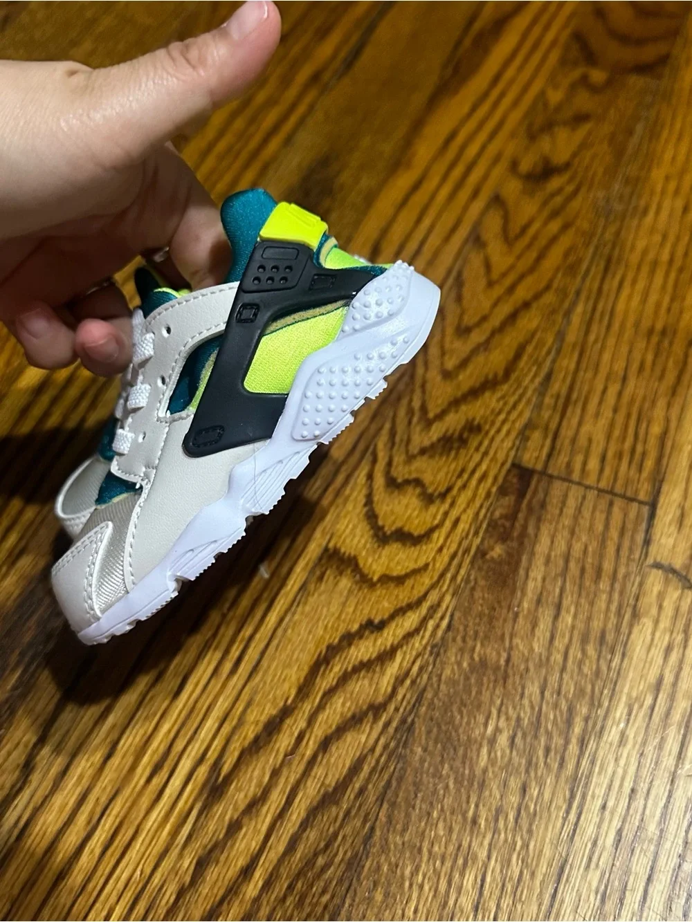Nike huarache run size 6c